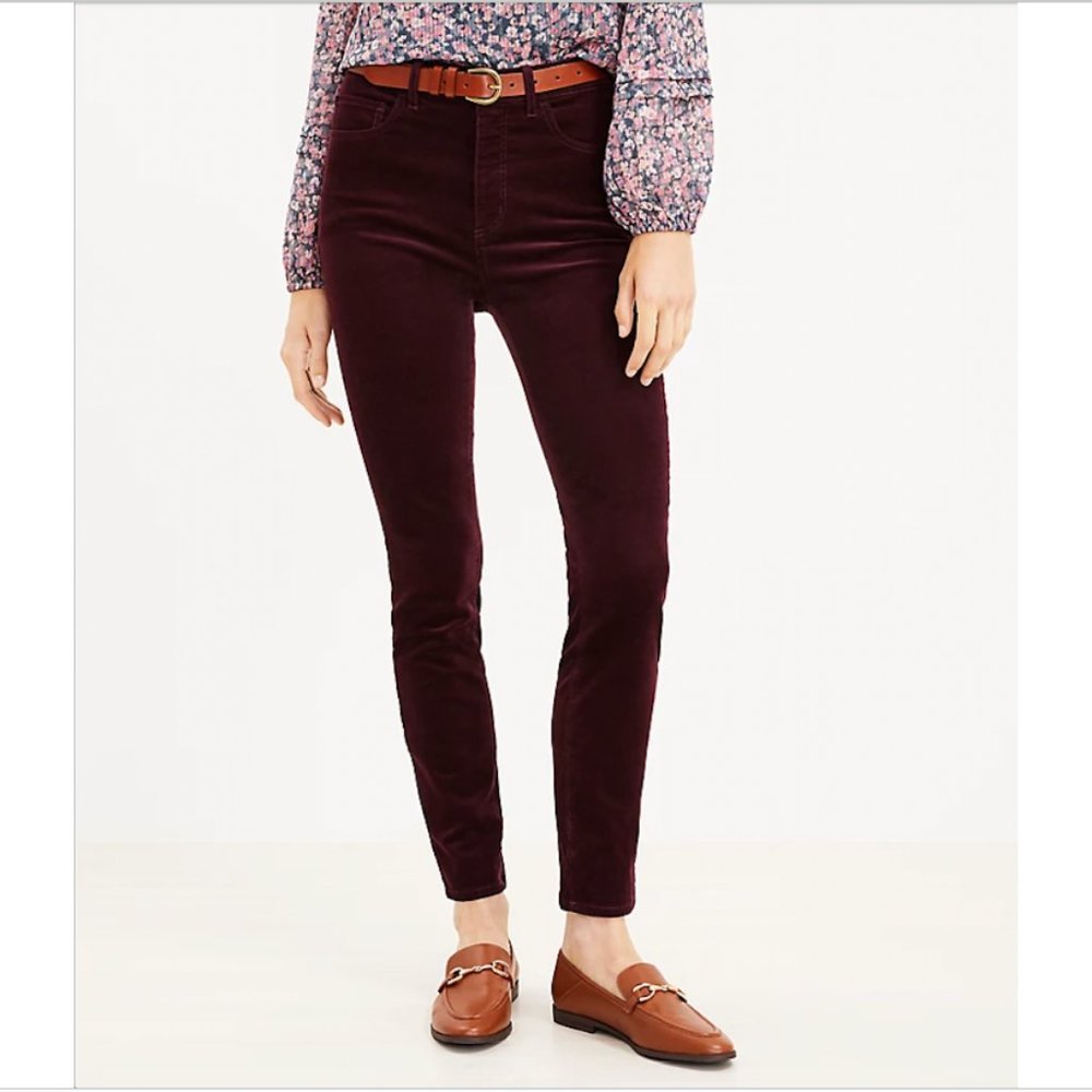 EUC LOFT Curvy Skinny Jeans in Dark Purple Size 28